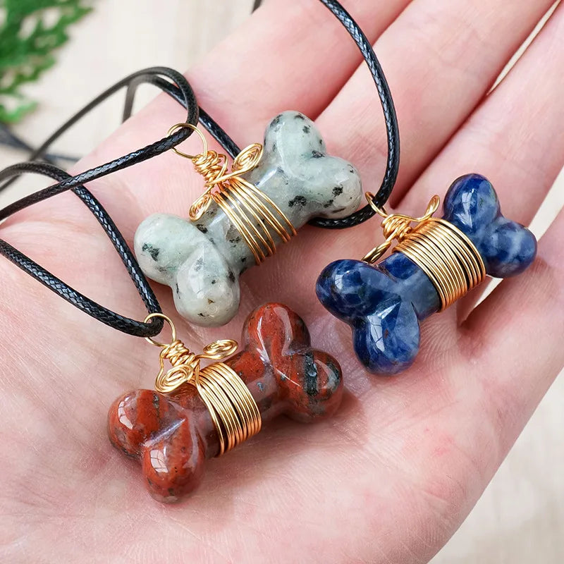 Factory Price Obsidian Stone Dog Bone Unakite Pendant Handmade Carved Crystal Bone Healing Crystal Wire Wrapped Necklace Charm